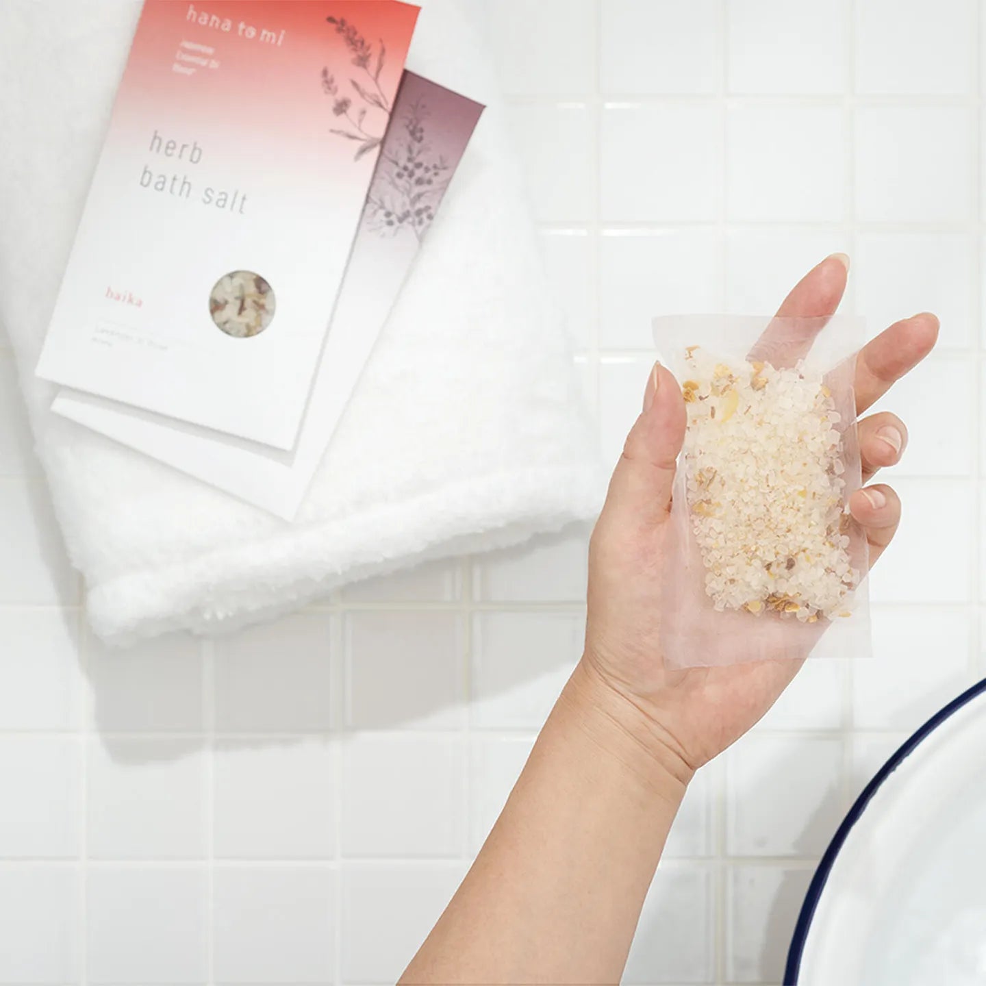 hana to mi ハーブバスソルト kikka (ウッド&ゆず)